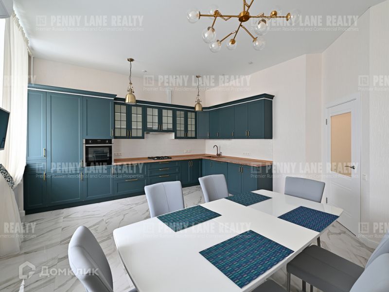 Продаётся 5-комнатная квартира, 176 м²