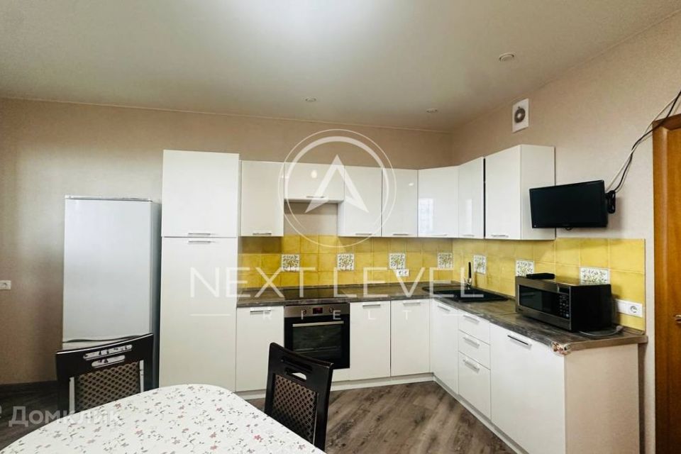 Продаётся 1-комнатная квартира, 60.3 м²