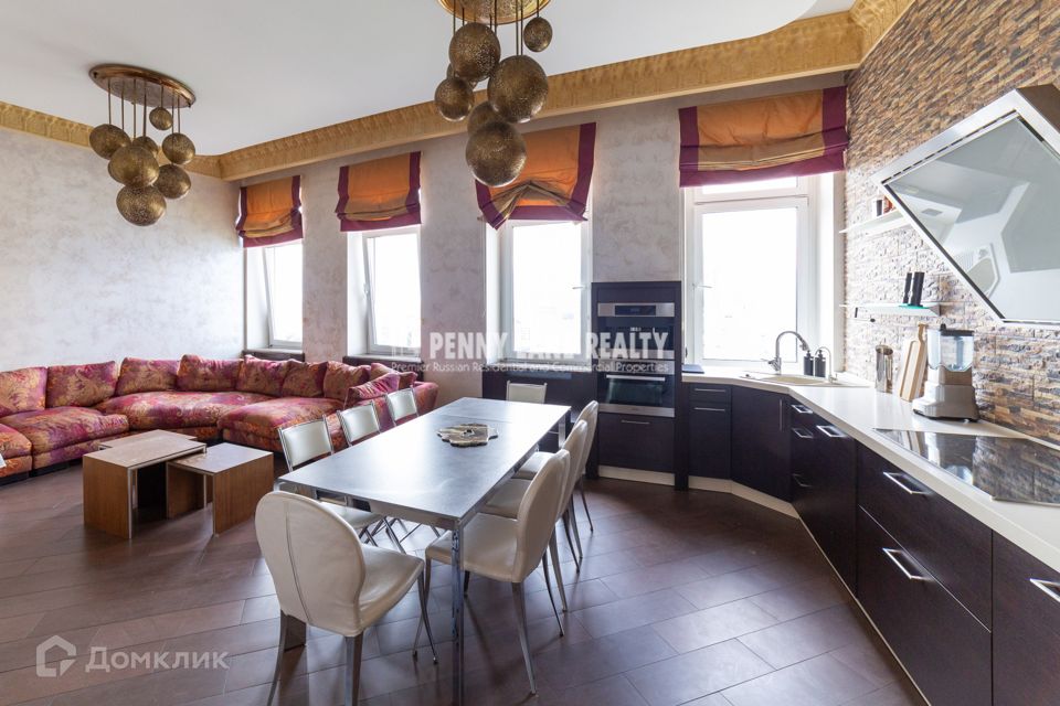 Сдаётся 4-комнатная квартира, 115 м²