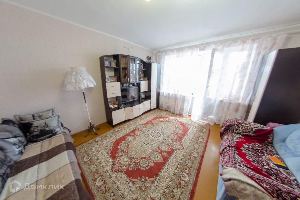 Продаётся 3-комнатная квартира, 58.4 м²