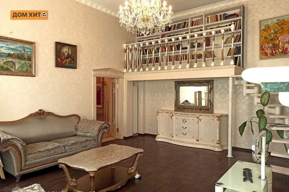 Продаётся 2-комнатная квартира, 142.8 м²