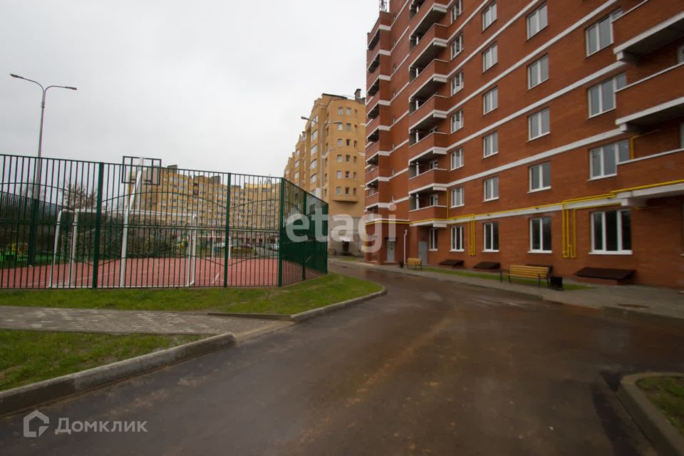 Продаётся 1-комнатная квартира, 47.69 м²