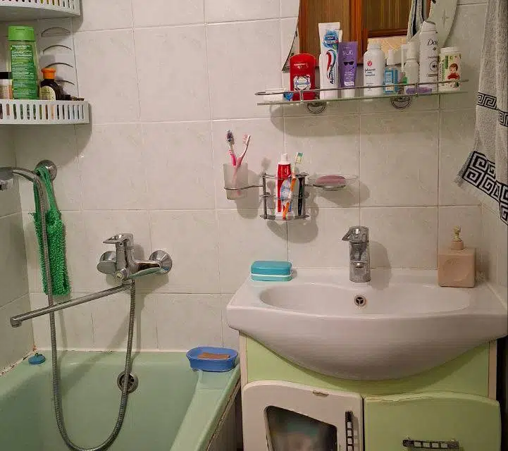 Продаётся 3-комнатная квартира, 56.8 м²