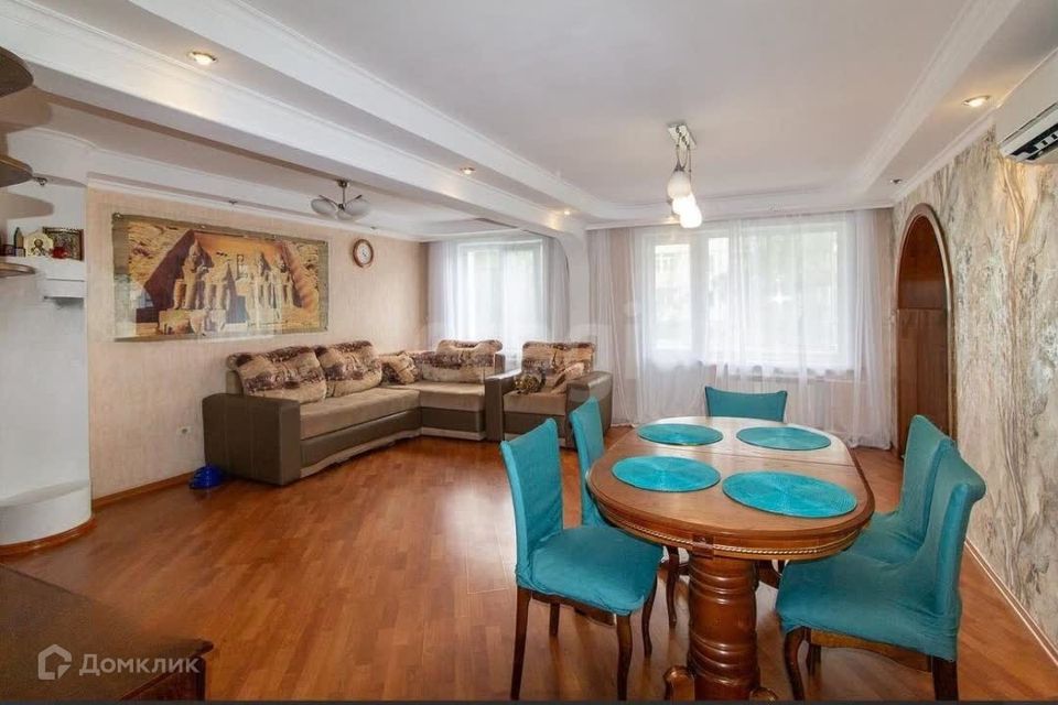 Продаётся 3-комнатная квартира, 85.4 м²