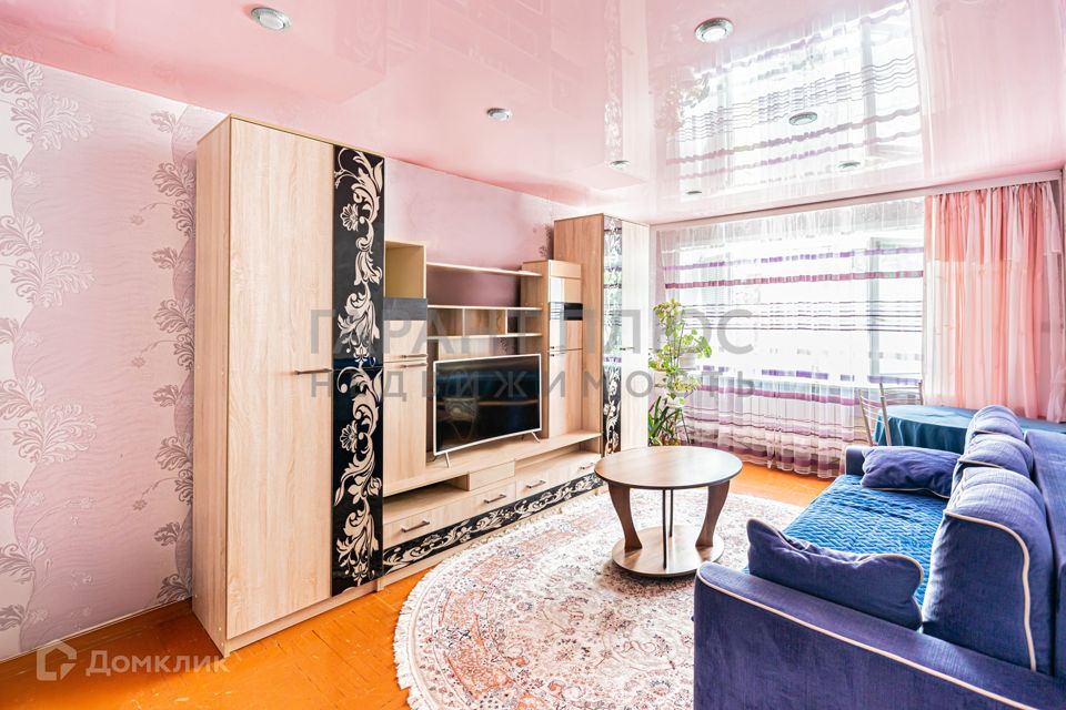 Продаётся 2-комнатная квартира, 47.7 м²