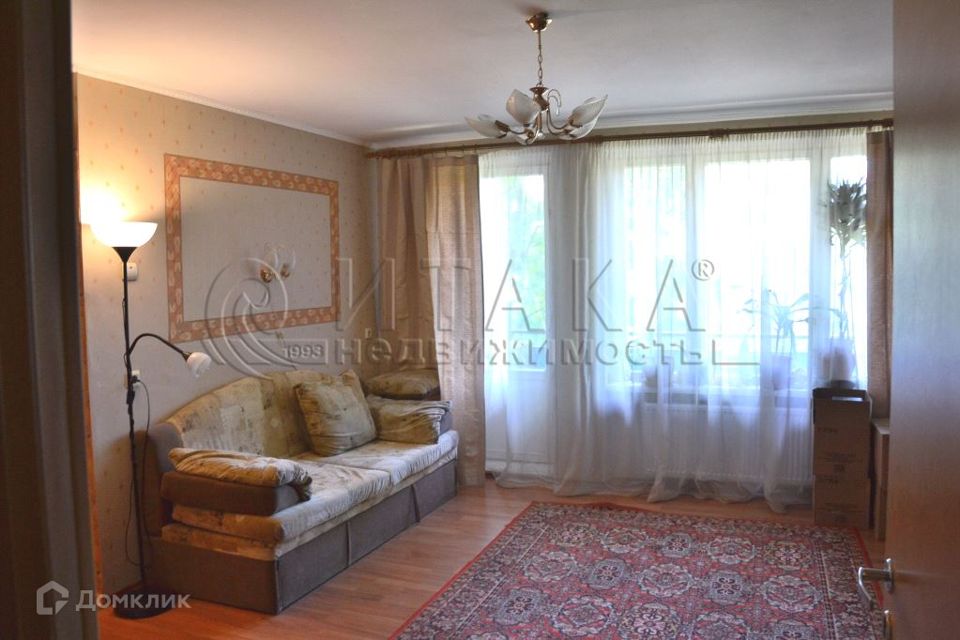 Продаётся 3-комнатная квартира, 57.4 м²