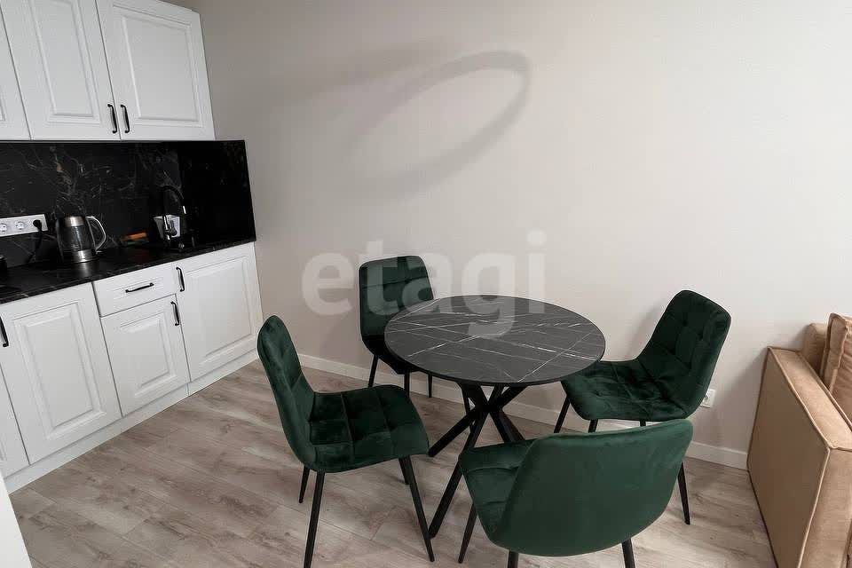 Сдаётся 1-комнатная квартира, 37.8 м²