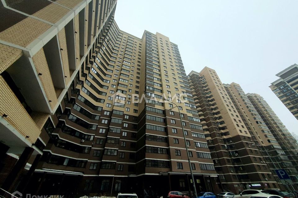 Продаётся 2-комнатная квартира, 65.9 м²