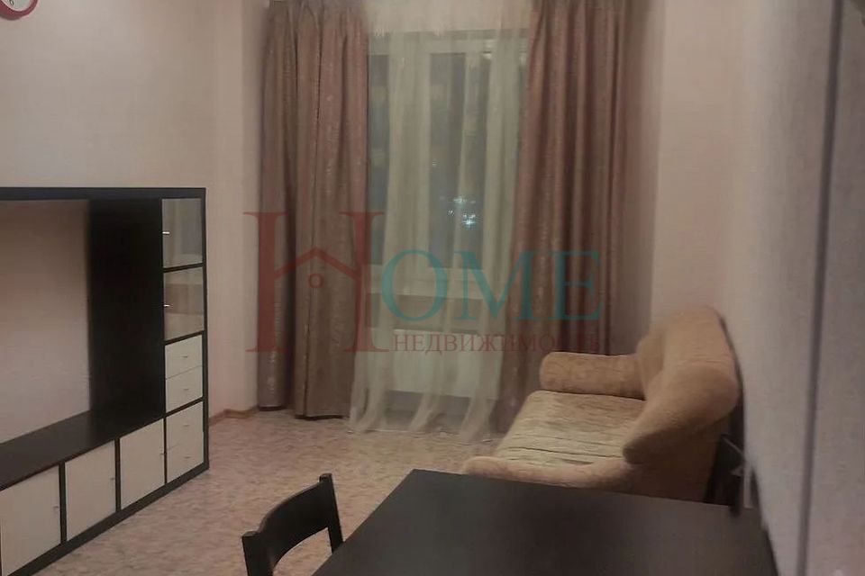 Сдаётся 1-комнатная квартира, 40.2 м²