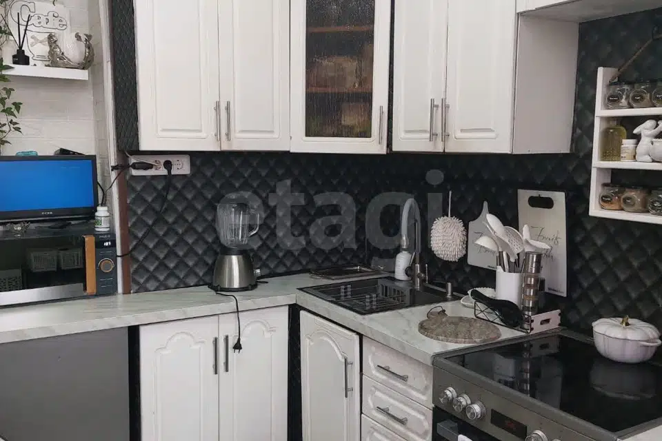 Продаётся 3-комнатная квартира, 62.1 м²