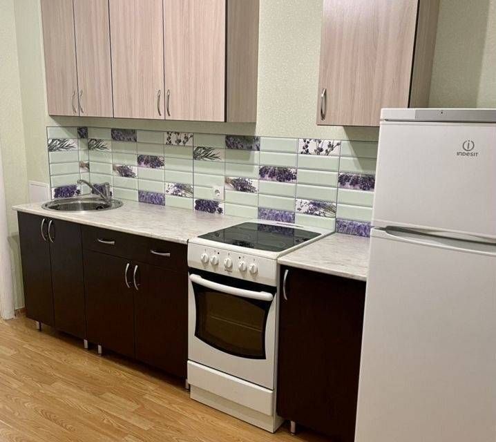 Сдаётся 1-комнатная квартира, 43 м²