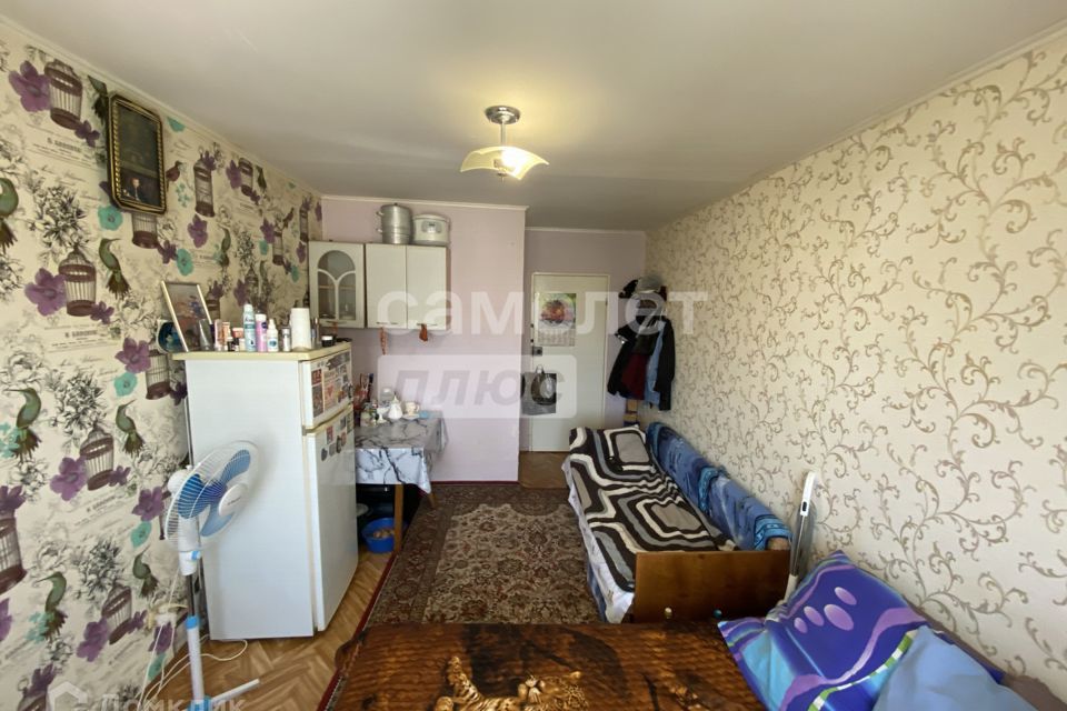 Продаётся комната в 1-комн. квартире, 13 м²