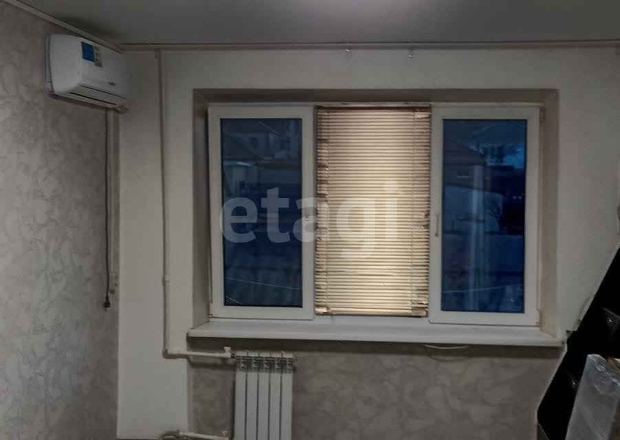 Продаётся комната в 4-комн. квартире, 13.9 м²
