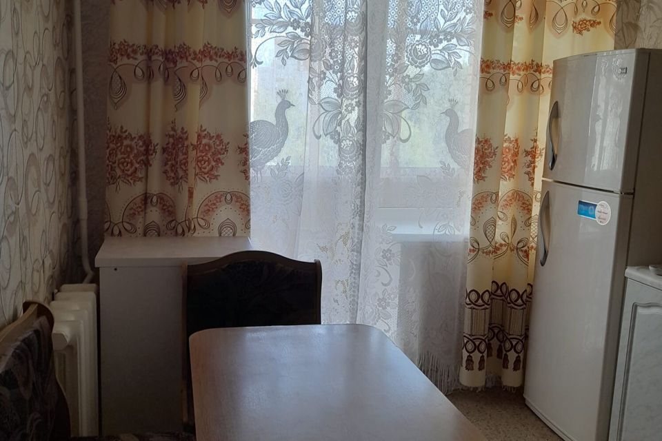 Сдаётся 1-комнатная квартира, 40 м²