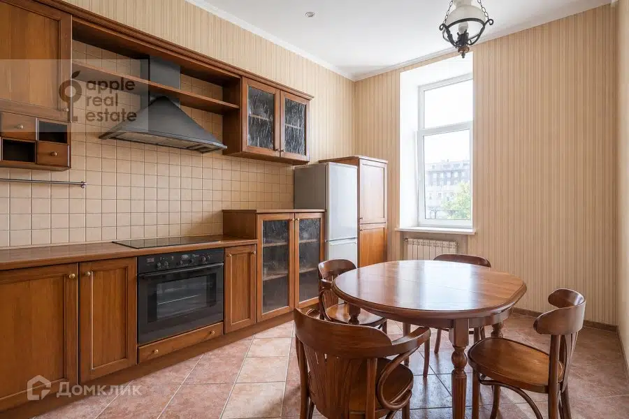Продаётся 3-комнатная квартира, 100 м²