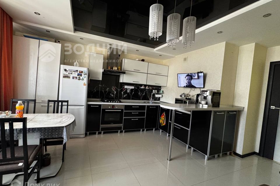 Продаётся 1-комнатная квартира, 49 м²