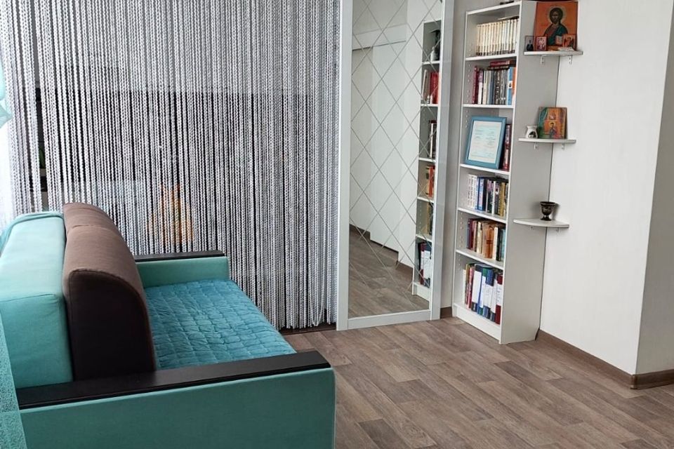 Продаётся 2-комнатная квартира, 42.7 м²