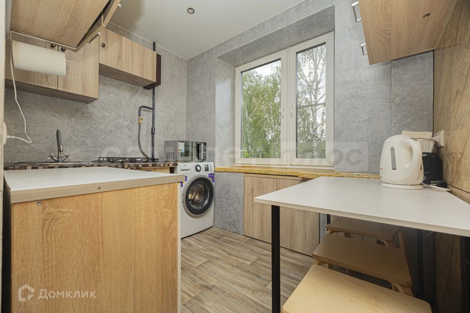 Продаётся 3-комнатная квартира, 51.3 м²