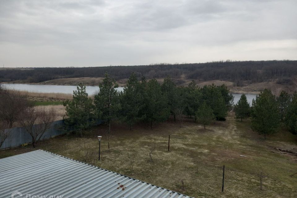 Продаётся 3-этажный дом, 260 м²