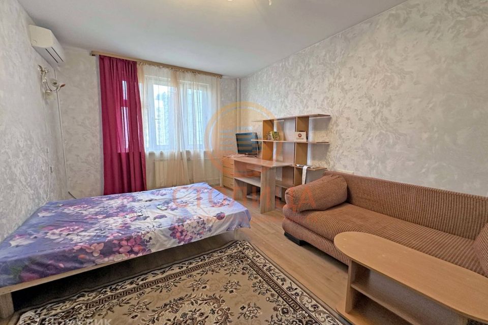 Сдаётся 1-комнатная квартира, 38 м²