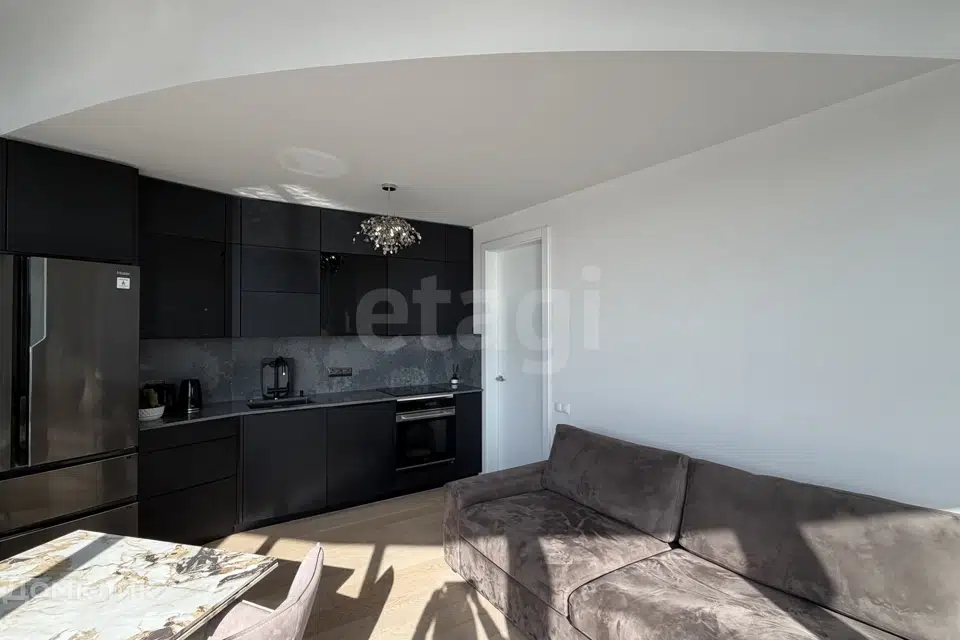 Продаётся 3-комнатная квартира, 72.8 м²