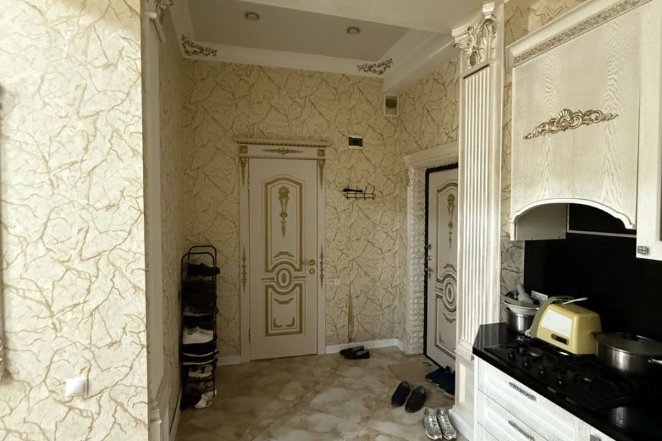 Продаётся 2-комнатная квартира, 70 м²