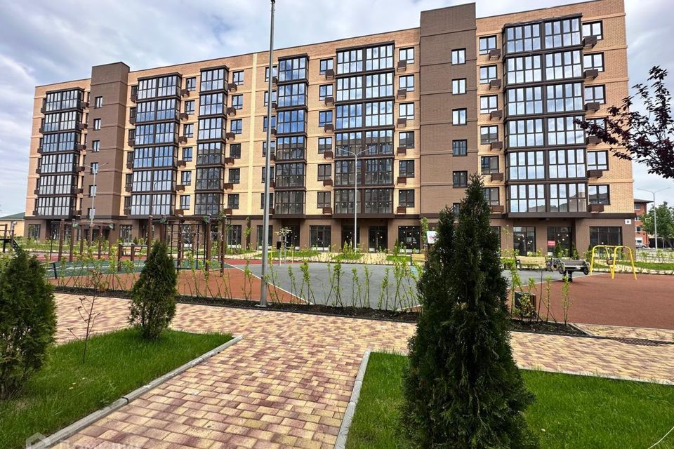 Продаётся 1-комнатная квартира, 42.8 м²