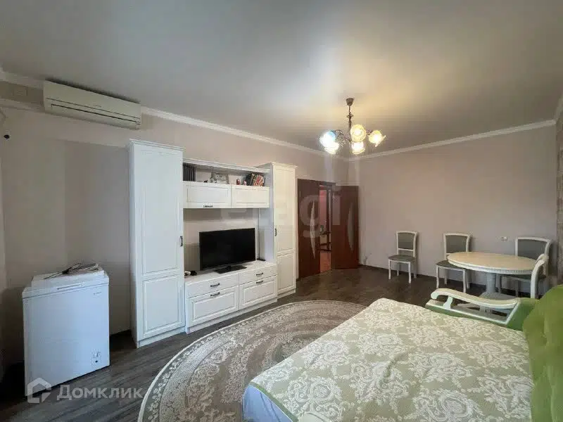 Продаётся 2-комнатная квартира, 59.5 м²