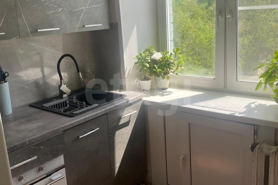 Продаётся 2-комнатная квартира, 42.1 м²