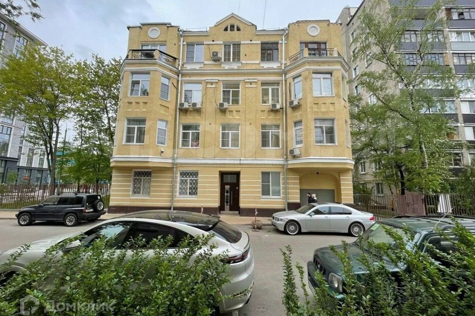 Продаётся 3-комнатная квартира, 41.7 м²