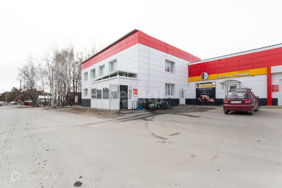 Продаётся торговое помещение, 307 м²