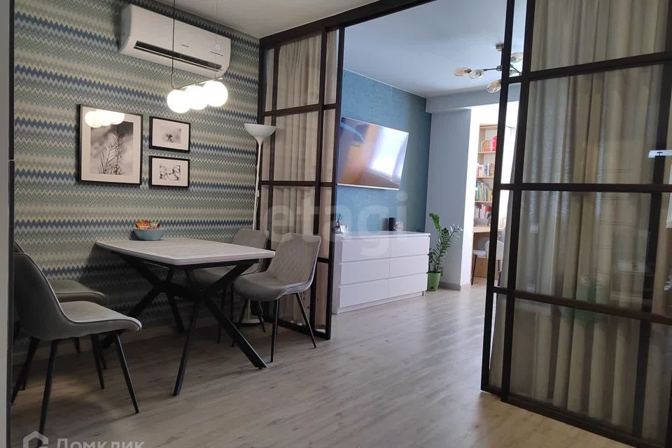 Продаётся 2-комнатная квартира, 51.6 м²