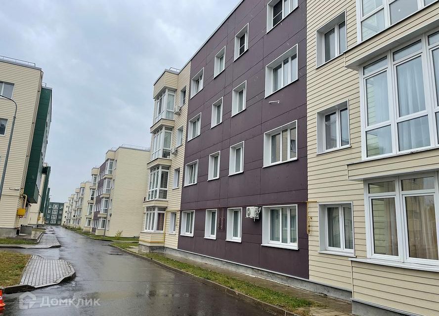 Продаётся 2-комнатная квартира, 82.7 м²