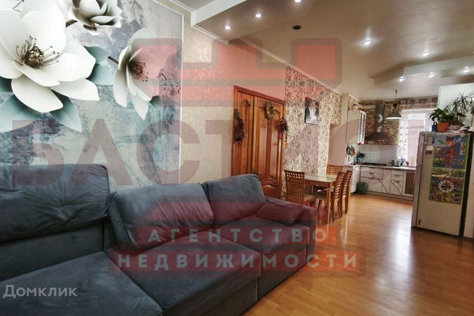 Продаётся 3-комнатная квартира, 82 м²