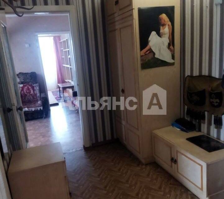 Продаётся 4-комнатная квартира, 61.1 м²