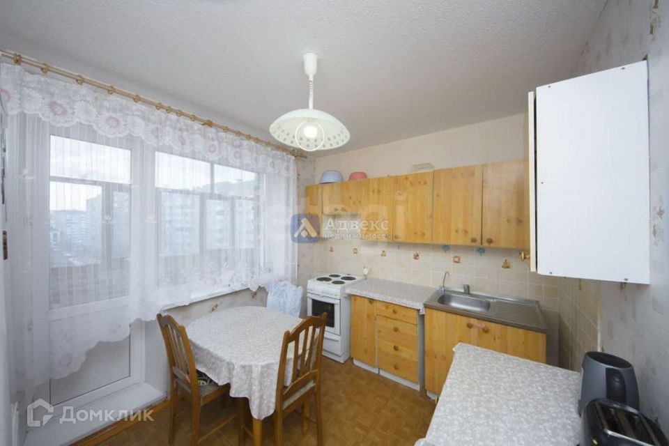 Продаётся 2-комнатная квартира, 56.1 м²