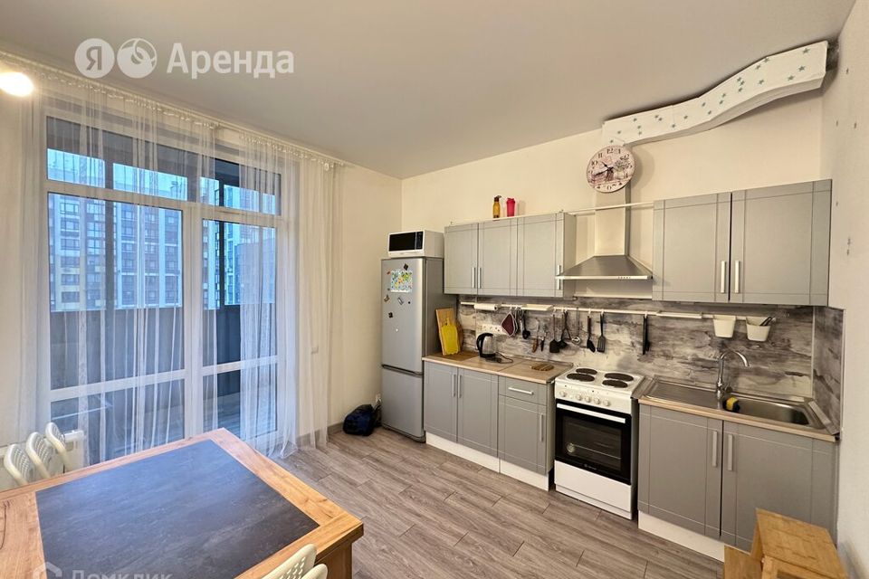 Сдаётся 2-комнатная квартира, 61 м²