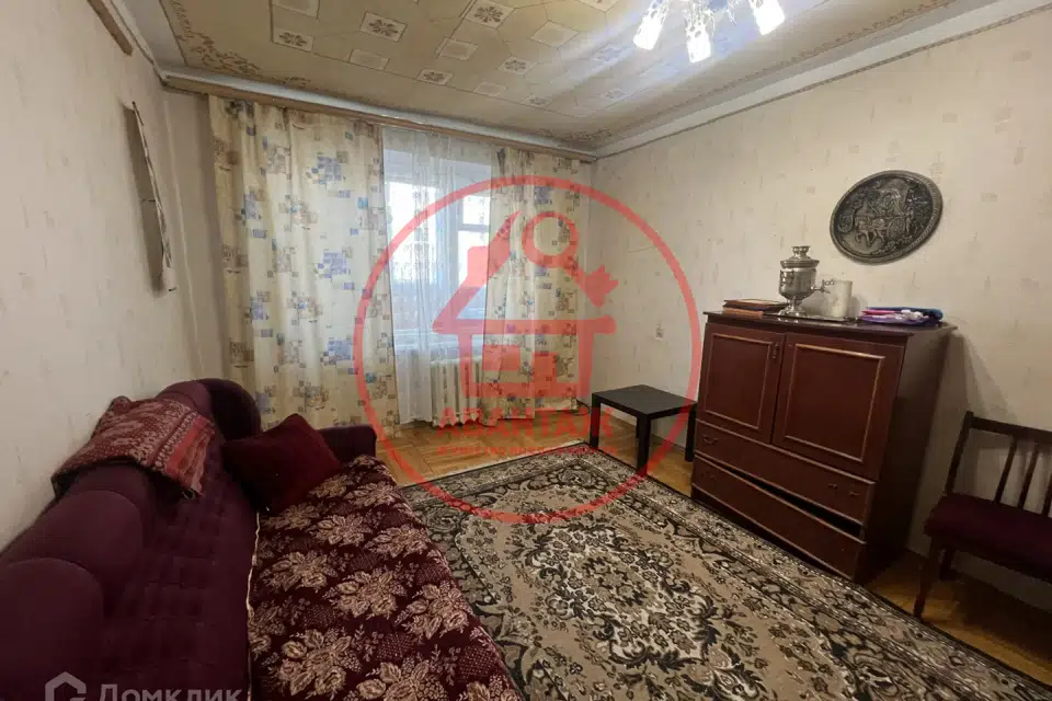 Продаётся 3-комнатная квартира, 63.8 м²