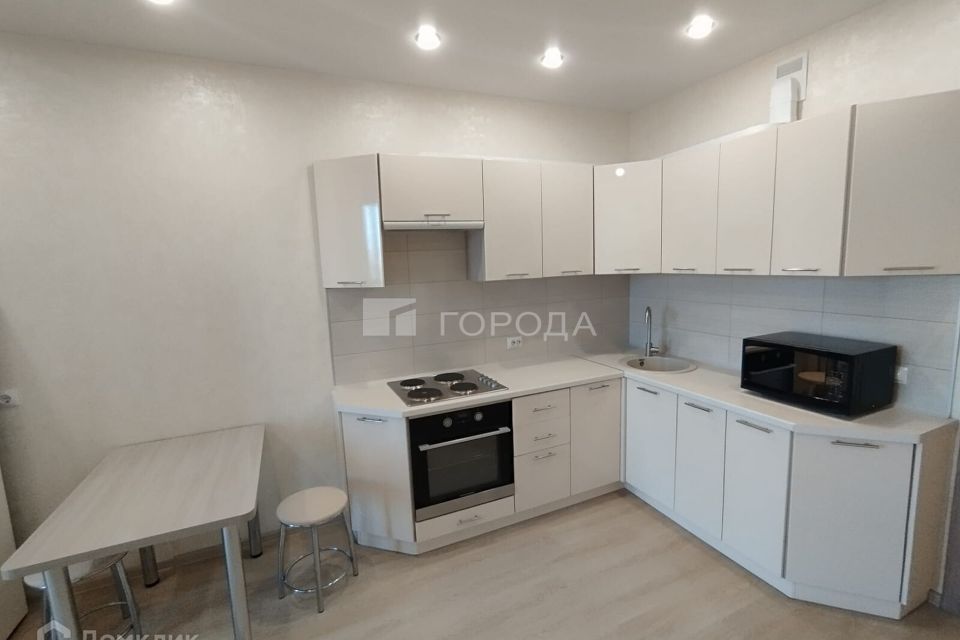 Сдаётся 1-комнатная квартира, 50 м²
