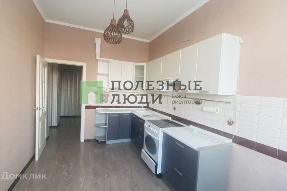 Продаётся 2-комнатная квартира, 60.8 м²