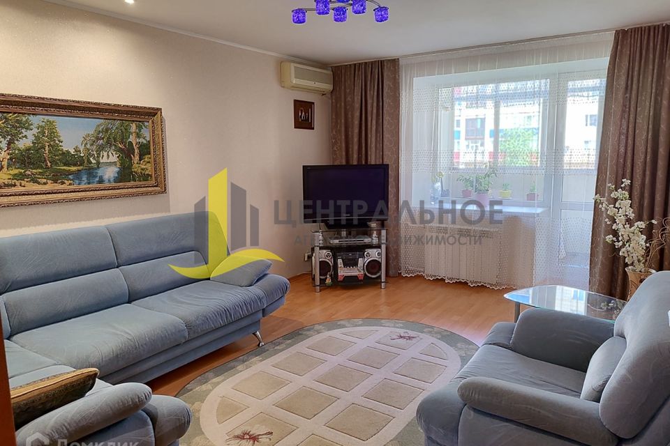 Продаётся 3-комнатная квартира, 62.3 м²