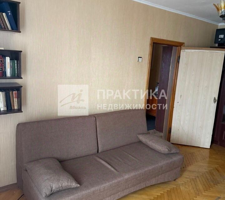 Продаётся 1-комнатная квартира, 37.7 м²