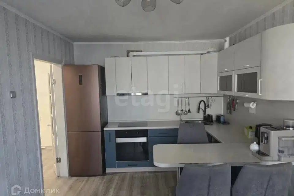 Продаётся 2-комнатная квартира, 53.6 м²