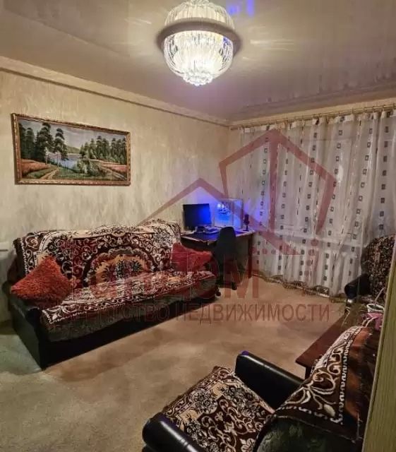 Продаётся 3-комнатная квартира, 40.7 м²