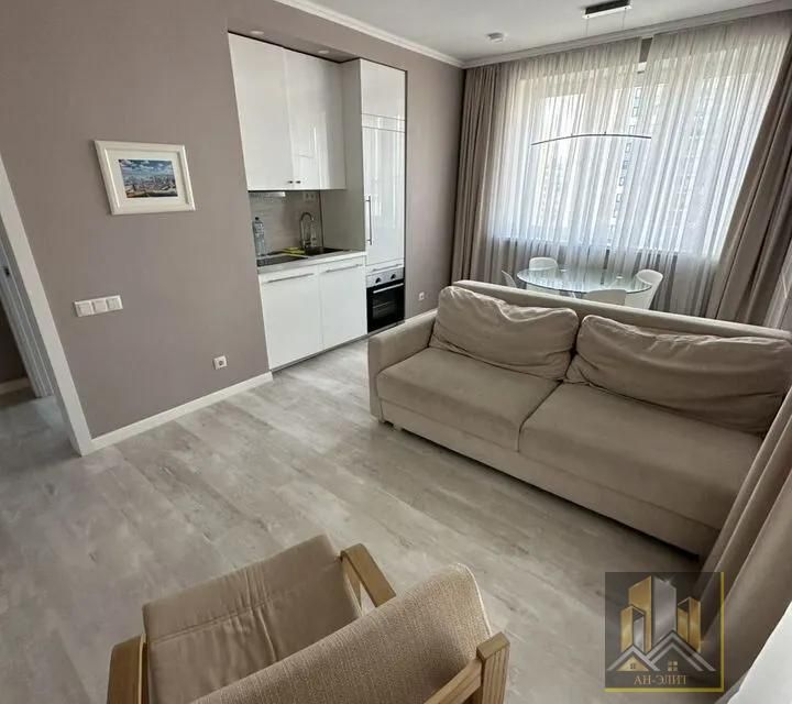 Сдаётся 2-комнатная квартира, 55 м²
