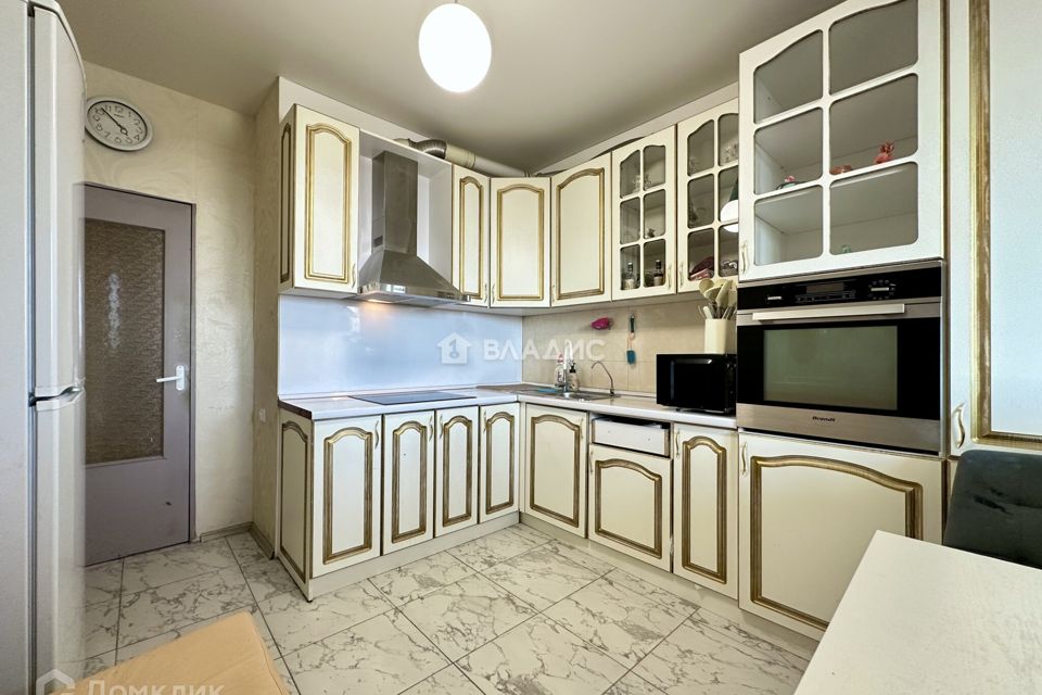 Продаётся 2-комнатная квартира, 57.2 м²