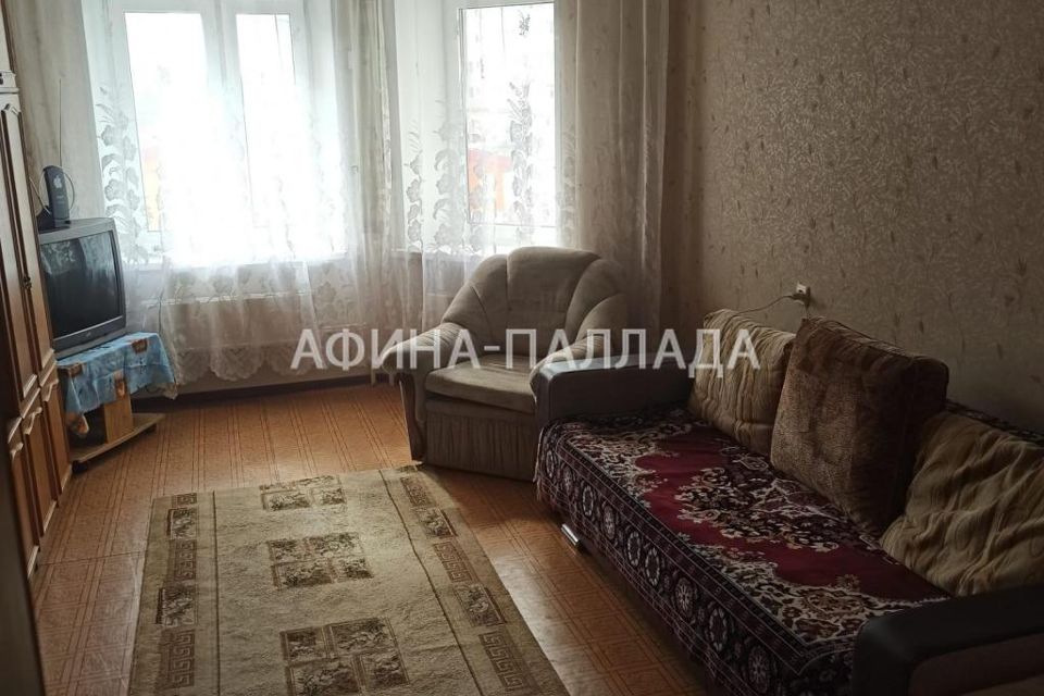 Продаётся 3-комнатная квартира, 69.9 м²