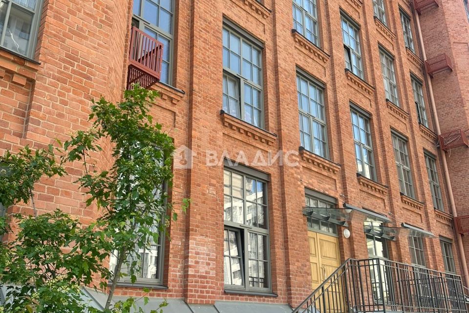 Продаётся 2-комнатная квартира, 71 м²
