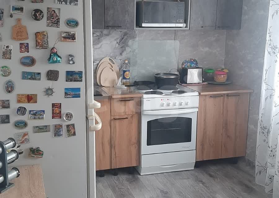 Продаётся 1-комнатная квартира, 65.6 м²