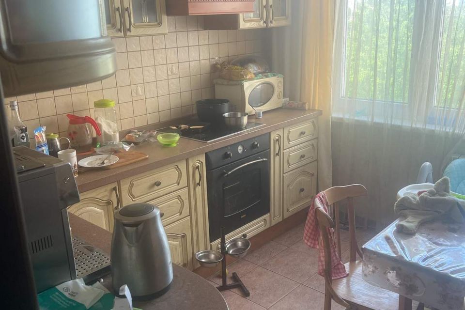 Сдаётся 3-комнатная квартира, 80.5 м²